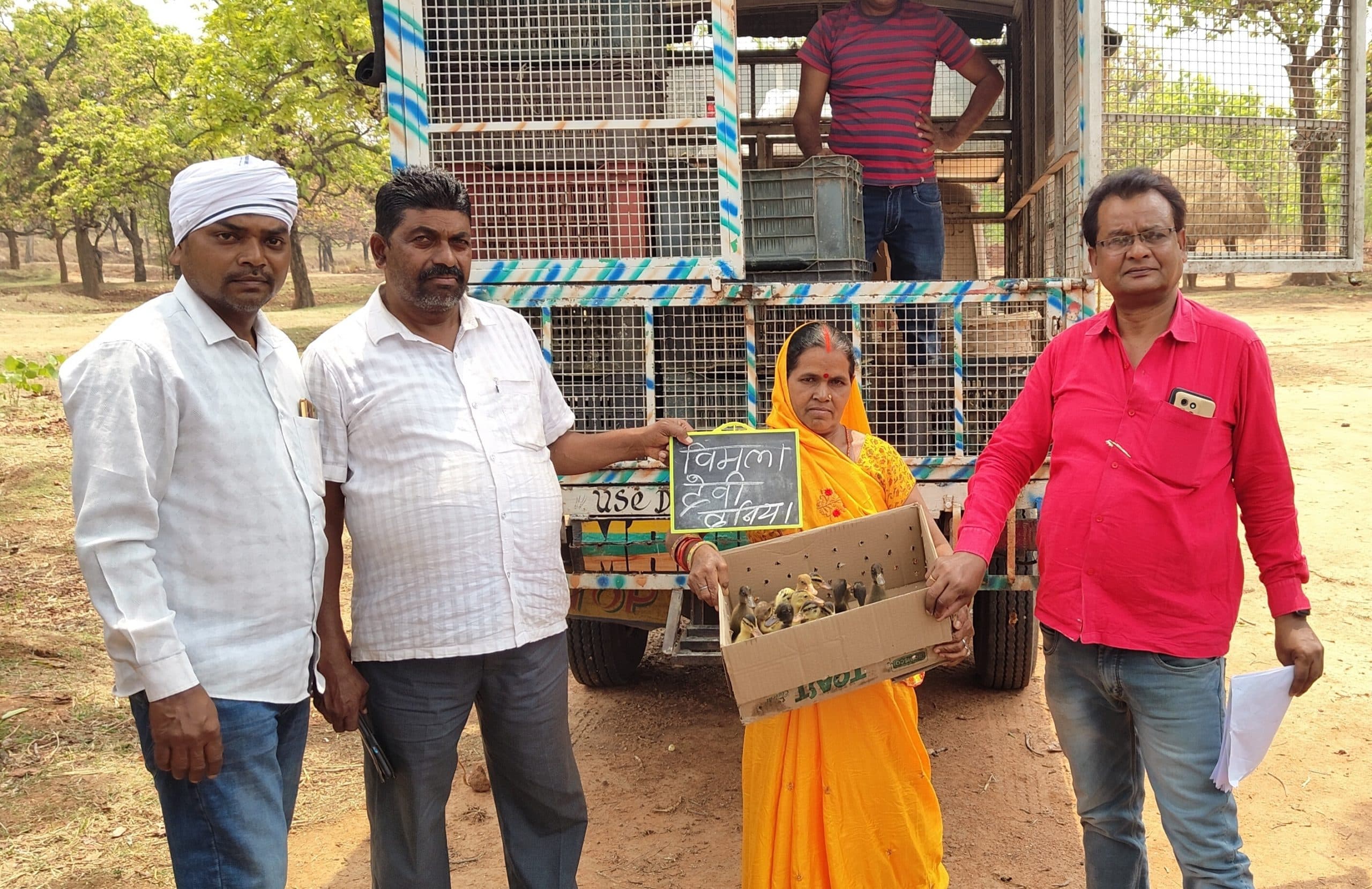 Bokaro News : किसानों और ग्रामीणों को दिया गया योजनाओं का लाभ