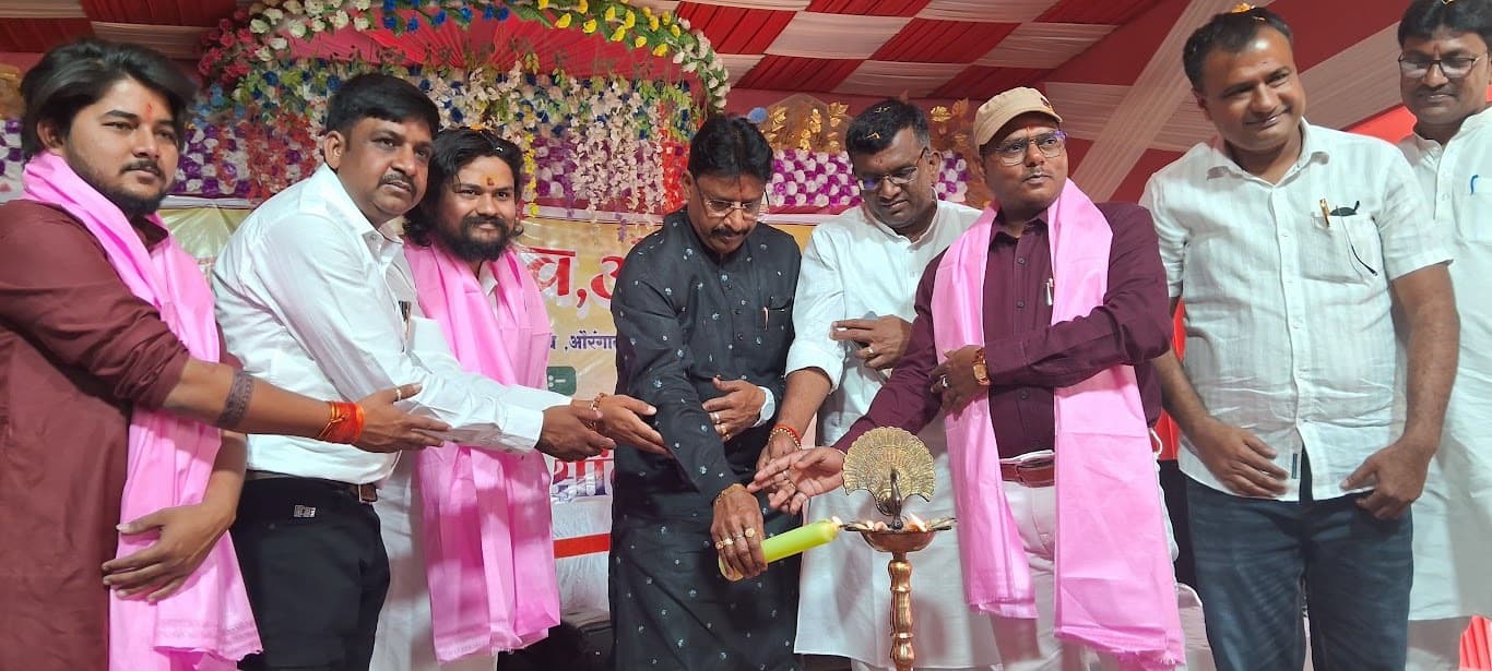 अजंता स्कूल में उत्साह के साथ मना वार्षिकोत्सव और दीक्षांत समारोह