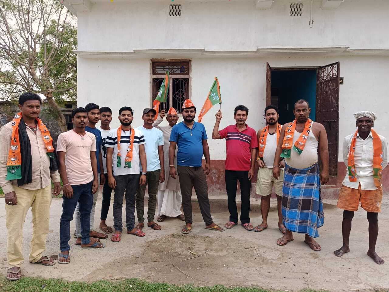 भाजपा कार्यकर्ताओं की हुई बैठक