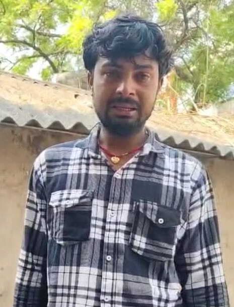 लिफ्ट दे बहन की शादी के लिए रखे 1.42 लाख रुपये लूट लिये