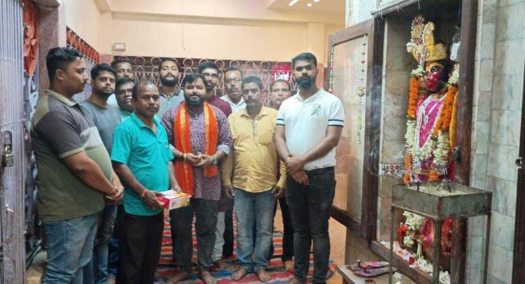 हनुमान चालीसा का किया गया सामूहिक पाठ