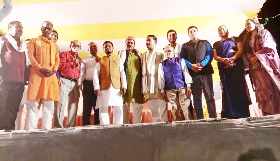 समाज के विकास के लिए साहित्य का संवर्धन आवश्यक