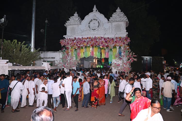 deoghar news : सत्संग आश्रम में आज से शुरू होगा वैशाख उत्सव