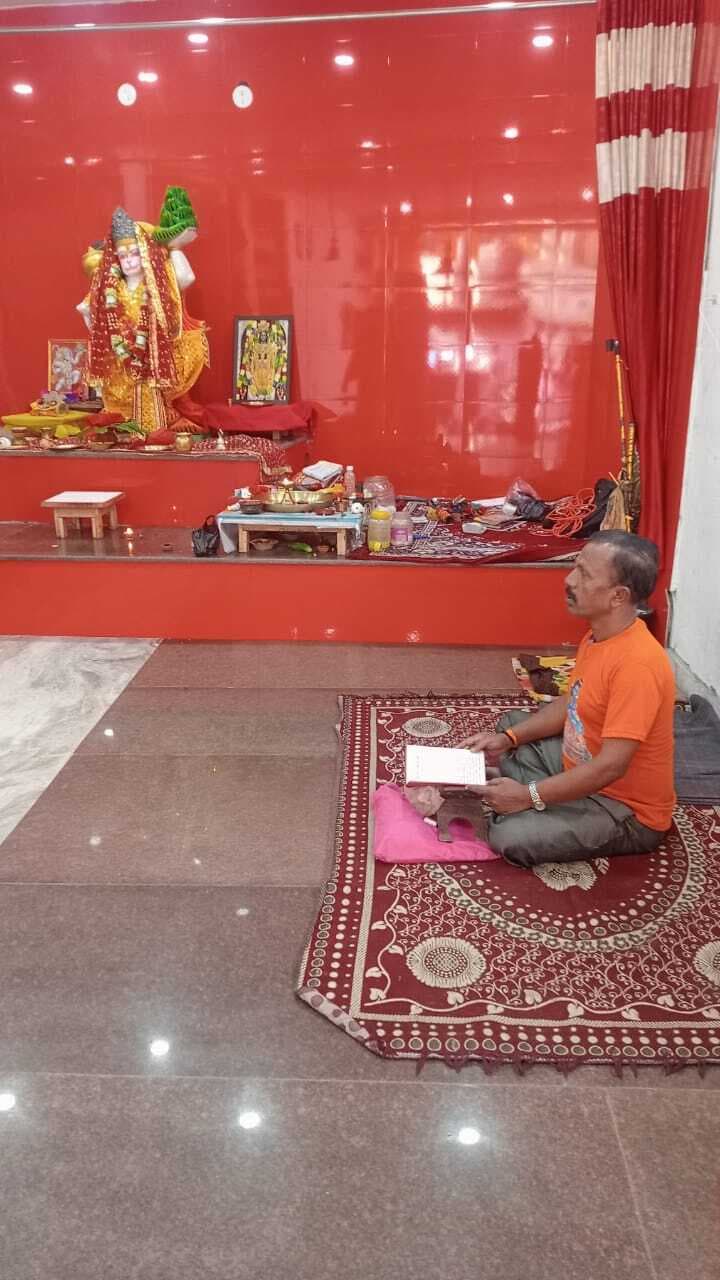 कीर्तन भजन कर किया भगवान का गुणगान