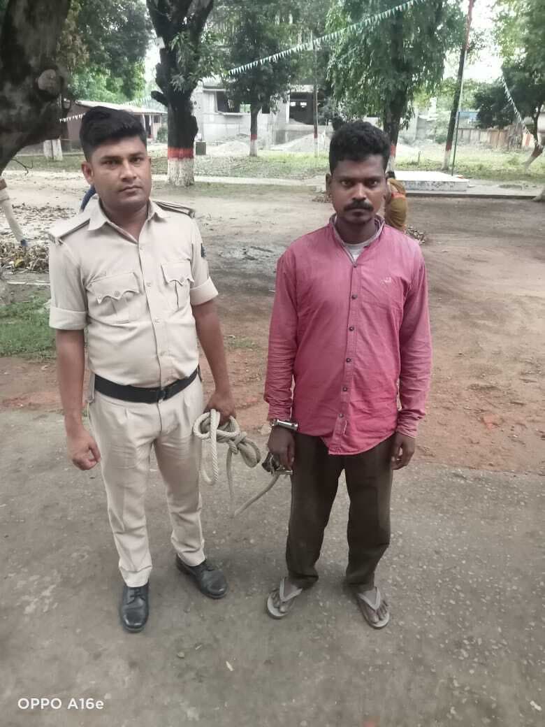 हत्या का फरार वारंटी गिरफ्तार