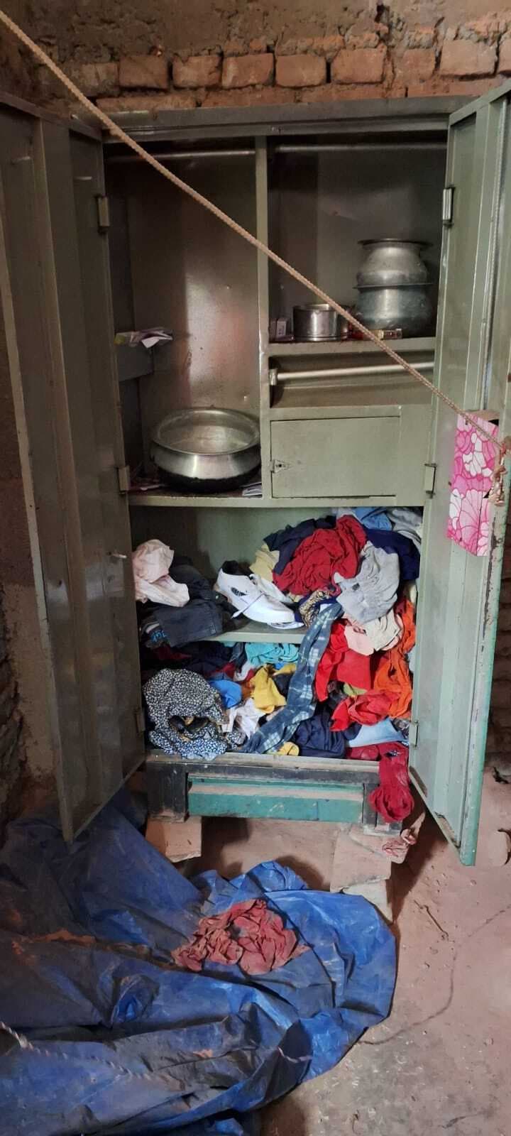 Madhubani News : सोइली में घर से नकद सहित सामानों की चोरी