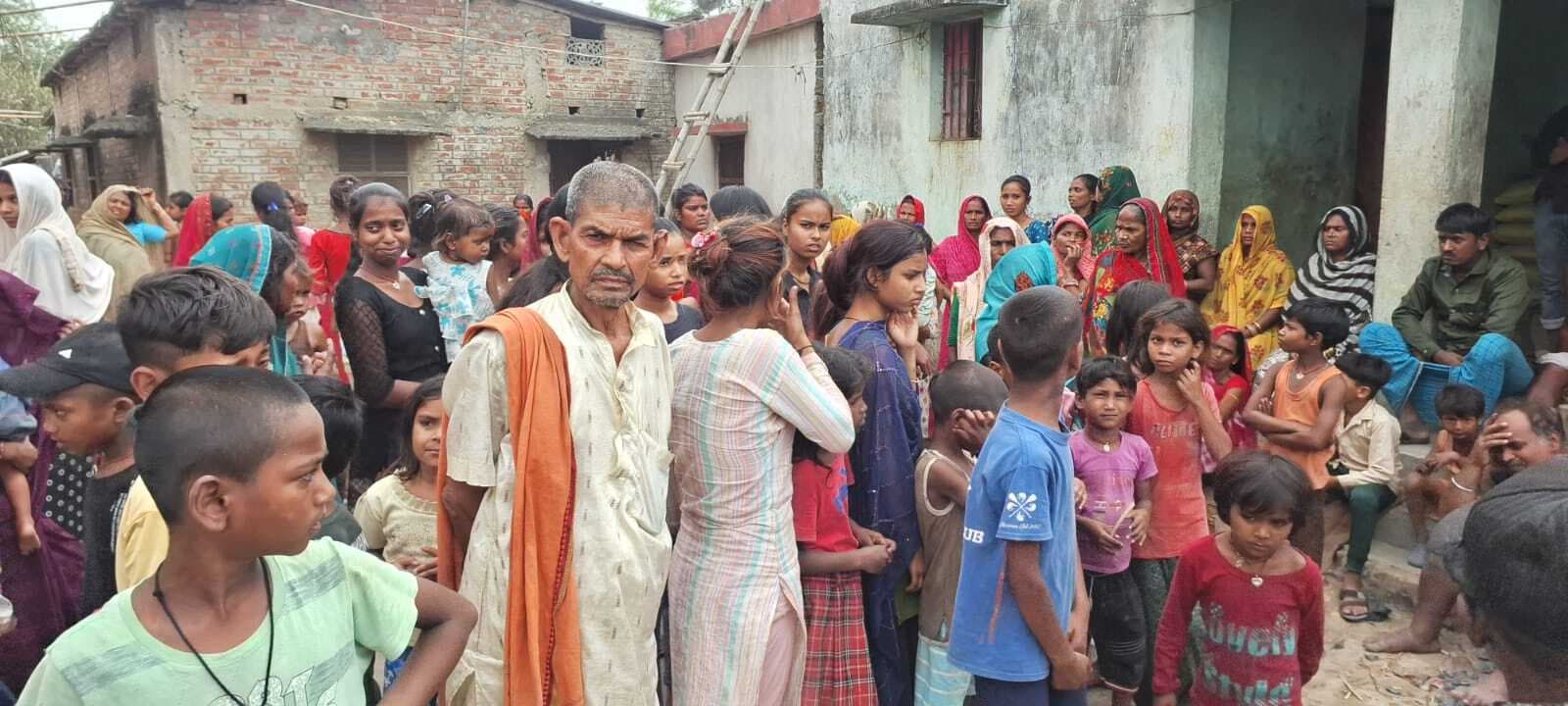 Madhubani News : तालाब में नाव पलटने से किशोरी की मौत, पसरा मातम