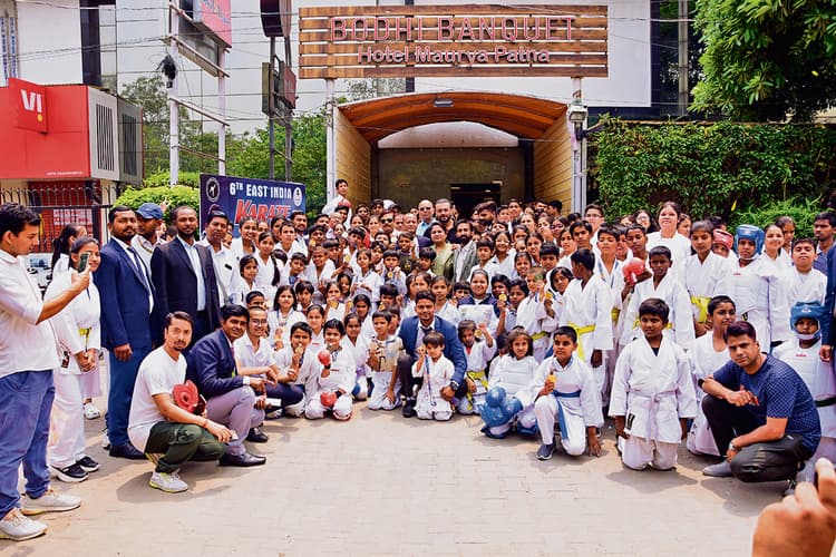 इस्ट इंडिया कराटे चैंपियनशिप में पांच सौ बच्चों ने दिखायी प्रतिभा