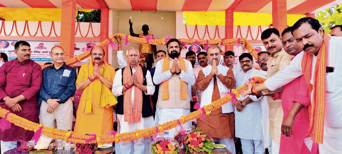 siwan news : उपमुख्यमंत्री ने नौ सड़कों का शिलान्यास व तीन परियोजनाओं का किया उद्घाटन