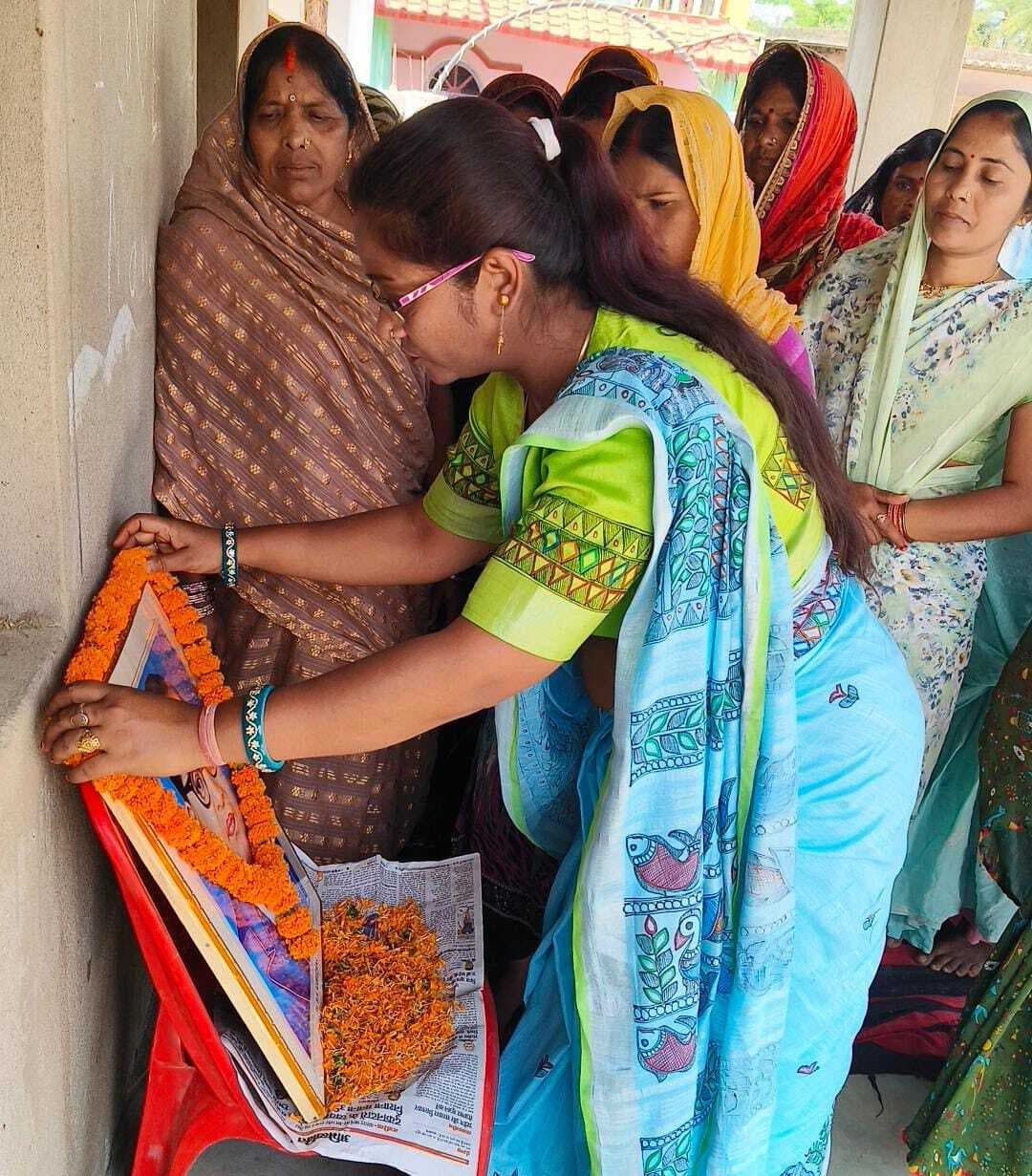 Madhubani News : डॉ. आंबेडकर आज भी लोगों के लिए प्रेरणा स्रोत : रेणु यादव