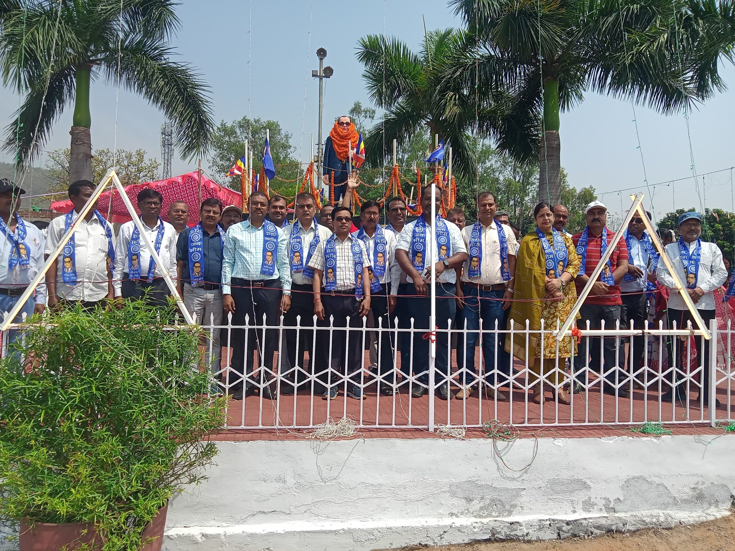 Bokaro News : डॉ आंबेडकर के आदर्शों को आत्मसात करने की अपील