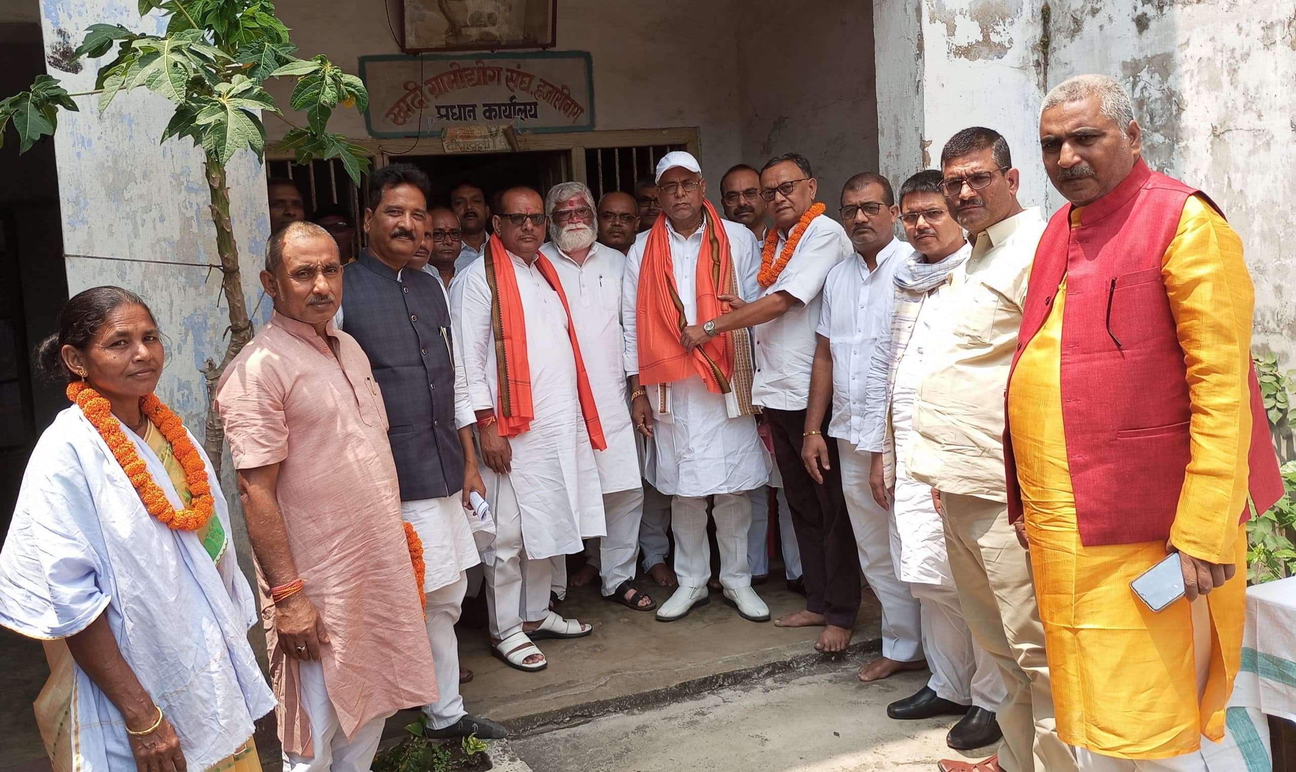 खादी ग्राम उद्योग संघ के अध्यक्ष अभय व मंत्री बने रामप्रवेश