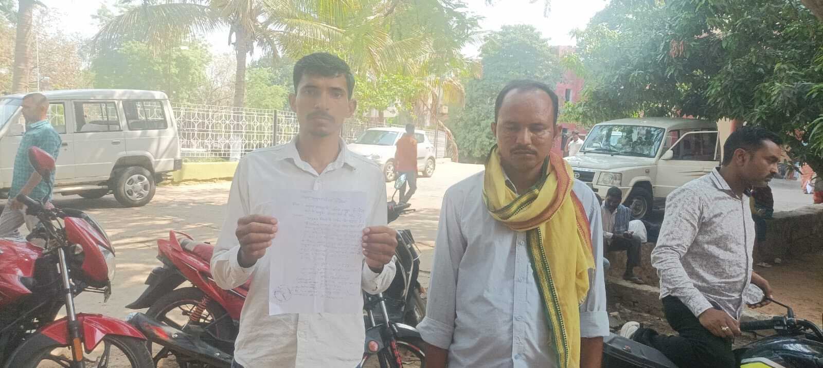 प्रभावशाली लोगों को ही मिला अबुआ आवास, शिकायत