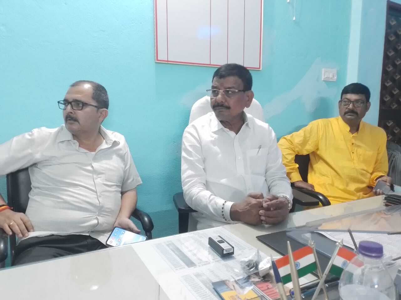 Madhubani News : सफाई में कोताही बरतने पर मार्च महीने के भुगतान में 18.50 लाख की हुई कटौती