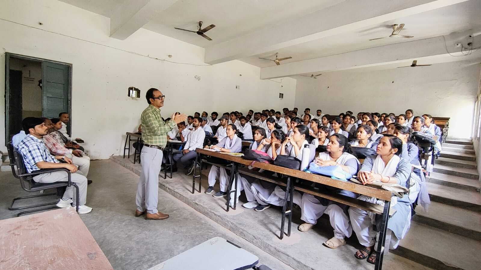 Gaya News : इंटर्नशिप प्रशिक्षुओं के जीवन का होता है महापर्व