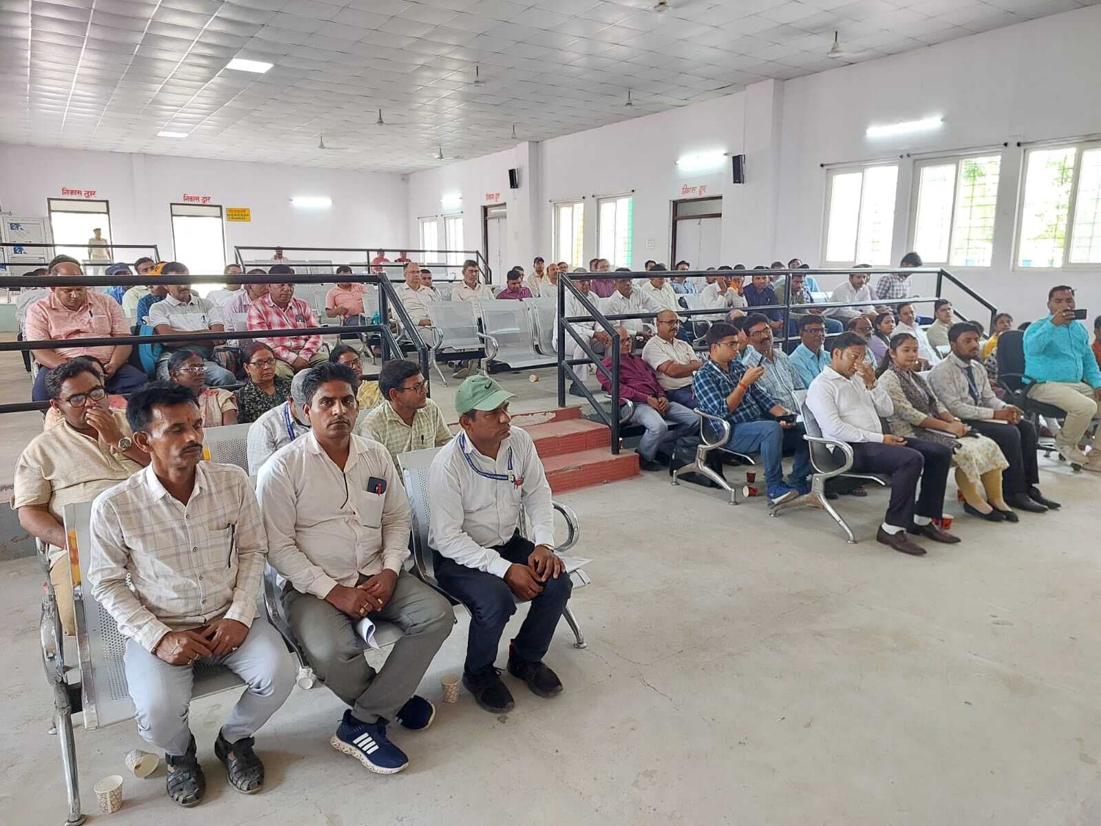 युवा शक्ति से ही होगा क्षेत्र और राज्य का विकास : डीएम