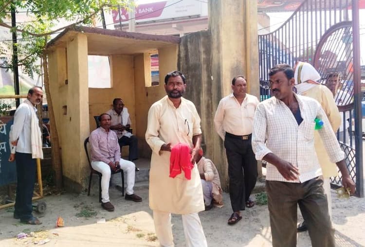 Aurangabad News : धावा नदी के समीप चलती ट्रेन से गिरा छात्र, गयी जान