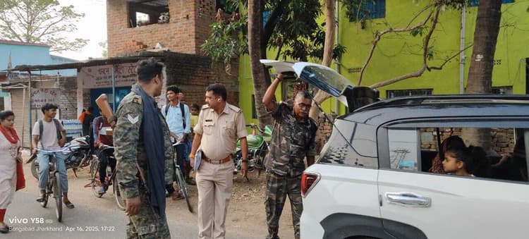 Giridih News :बेंगाबाद पुलिस ने चलाया वाहन जांच अभियान