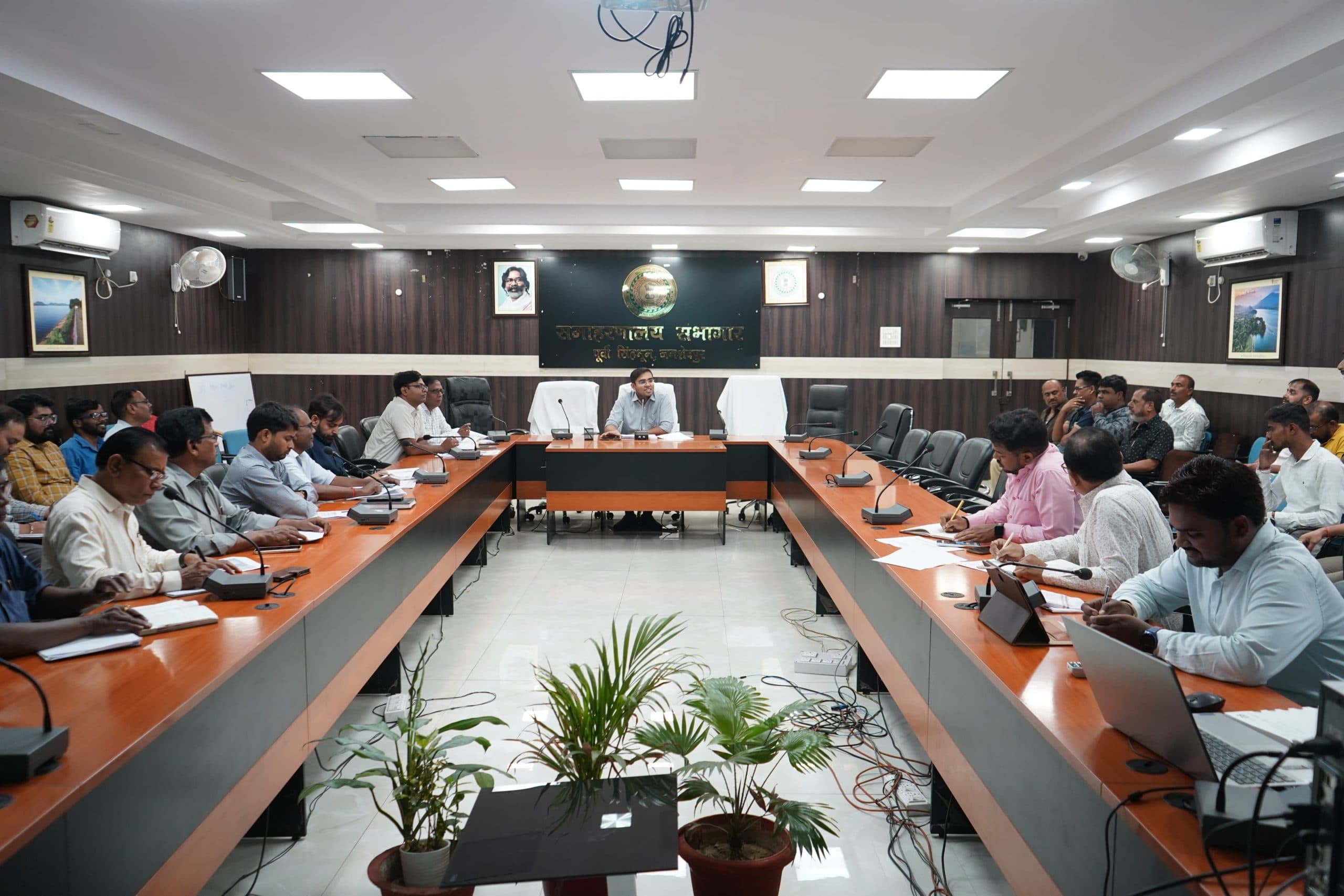 Jamshedpur news. बागबेड़ा वृहद जलापूर्ति योजना को जून माह तक पूर्ण करते हुए शुरू करने का निर्देश