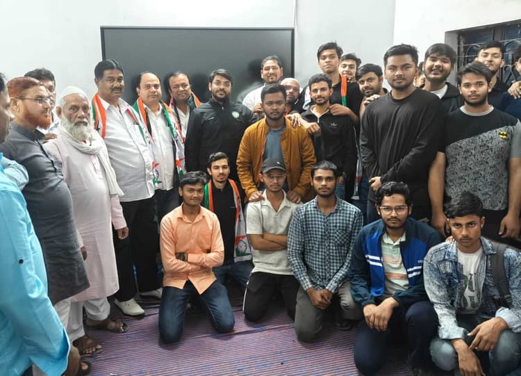 Jamshedpur news. अल्पसंख्यकों के लिए बेहतर काम कर रही है मोदी सरकार : डॉ पवन पांडेय