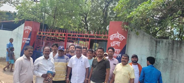 Jamshedpur news. बागबेड़ा-कीताडीह क्षेत्र में टैंकर से पानी वितरण के लिए रोस्टर तैयार किया गया