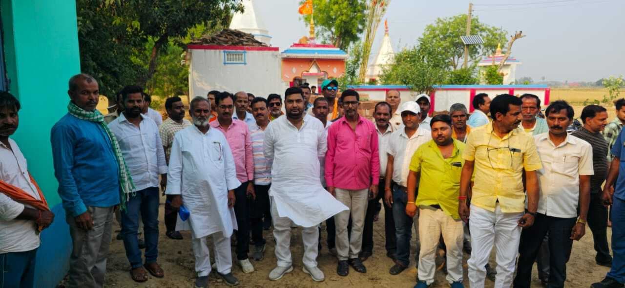 मंत्री जयंत राज ने दर्जनों गांवों का किया दौरा, समस्याओं से हुए रूबरू