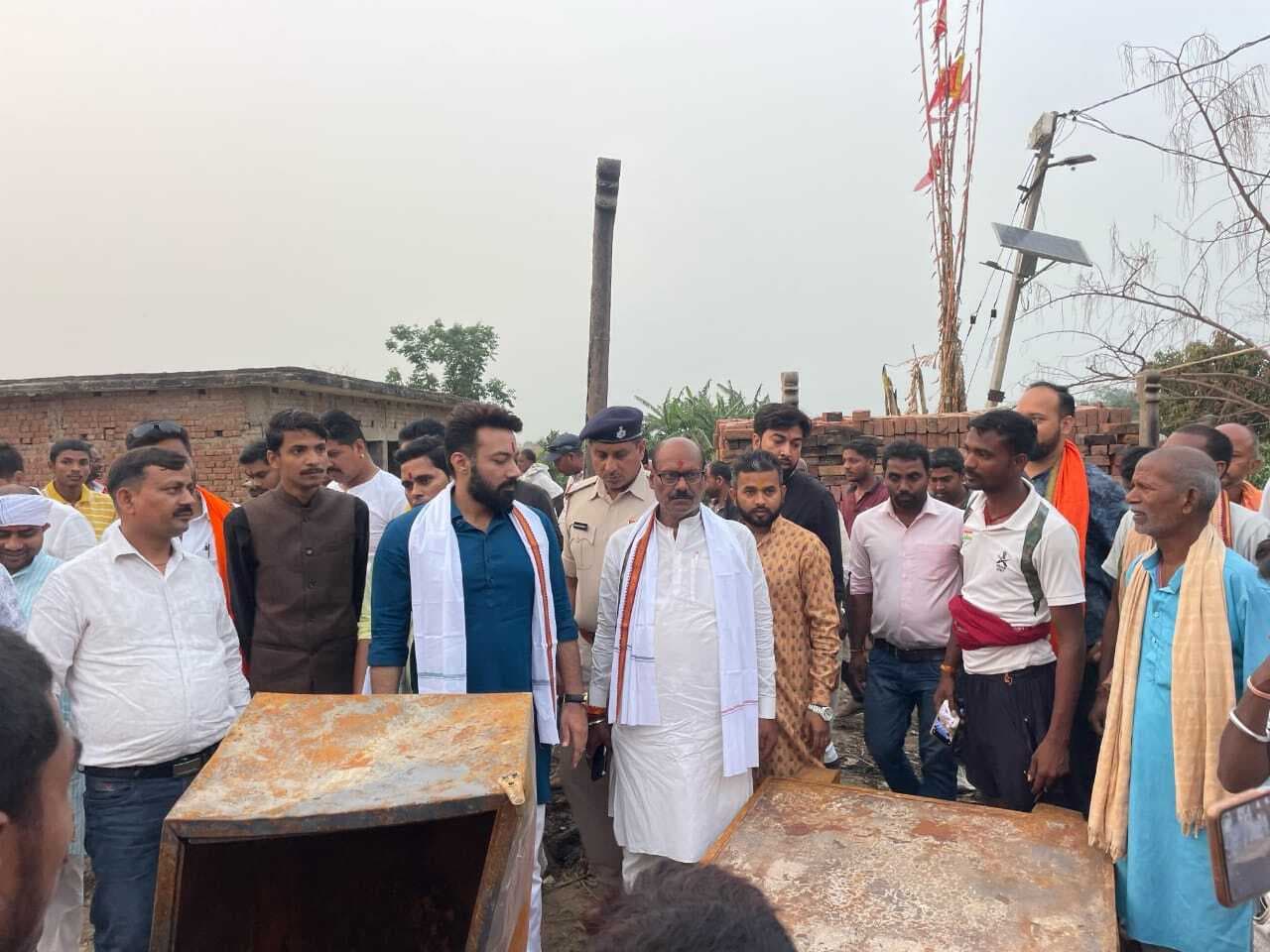 सांसद ने अग्निपीड़ितों को पीएम आवास योजना का लाभ देने का दिया निर्देश