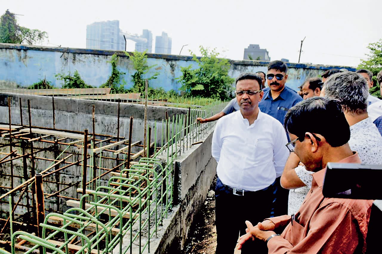 धापा वाटर ट्रीटमेंट प्लांट और लैंड फील्ड साइट का मेयर ने किया दौरा