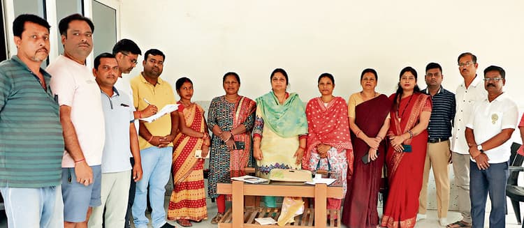 Jamshedpur News : बागबेड़ा में जल संकट गहराया, जनप्रतिनिधियों में आक्रोश, डीसी कार्यालय पर करेंगे धरना-प्रदर्शन की चेतावनी