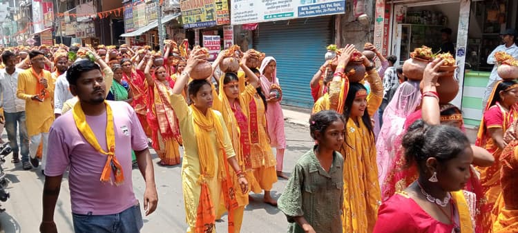 कलशयात्रा के साथ श्री शतचंडी महायज्ञ शुरू