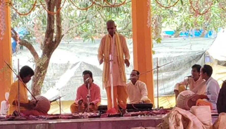 फुदकीपुर में लीला संकीर्तन से गांव का माहौल हुआ भक्तिमय