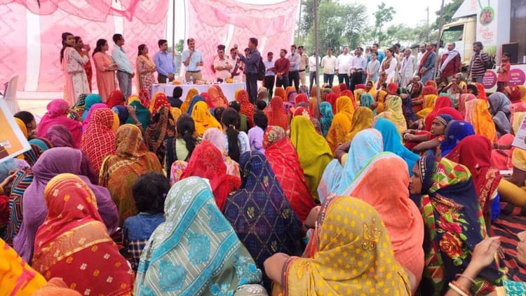 Darbhanga : प्रदेश में महिलाएं हर क्षेत्र में लहरा रही परचम