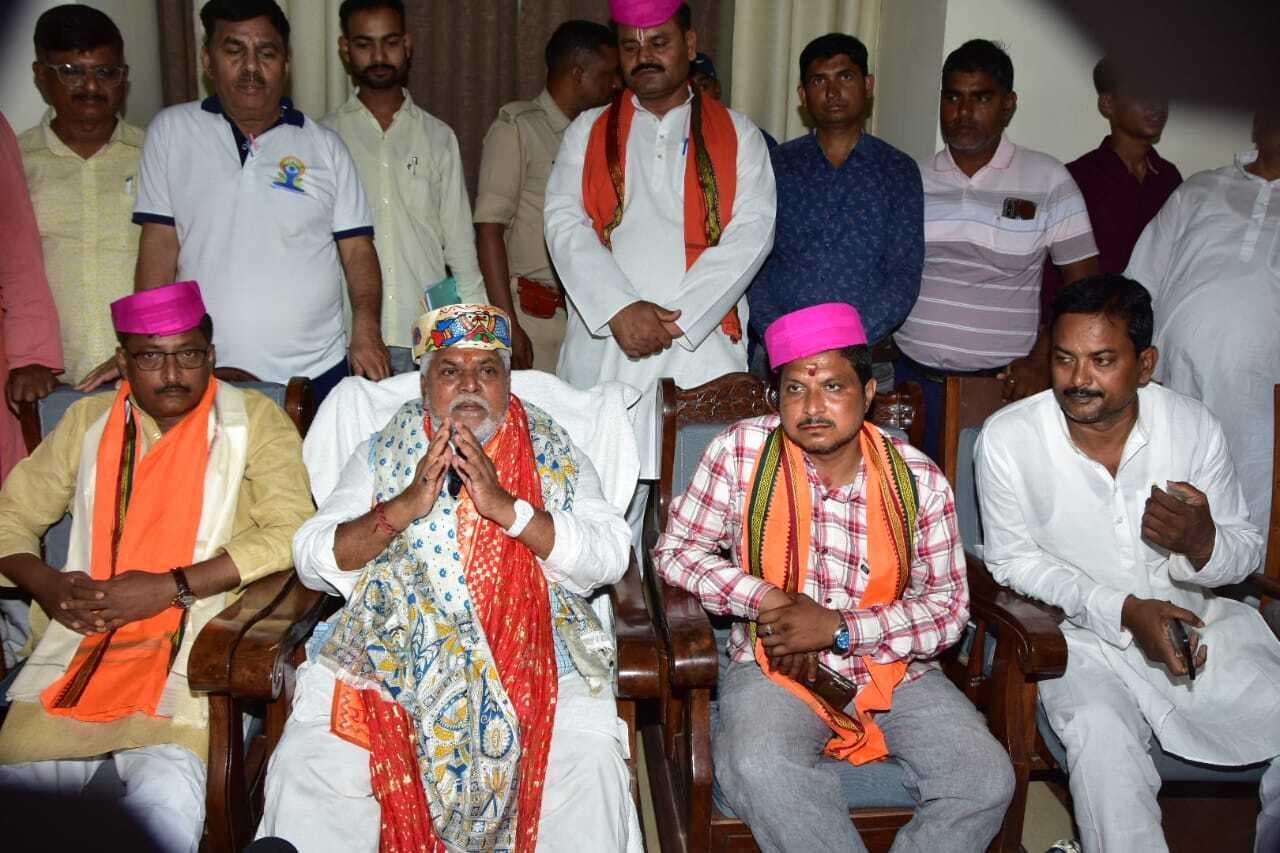 Darbhanga :सहकारी समितियों के माध्यम से अधिक से अधिक किसानों को किया जायेगा लाभान्वित