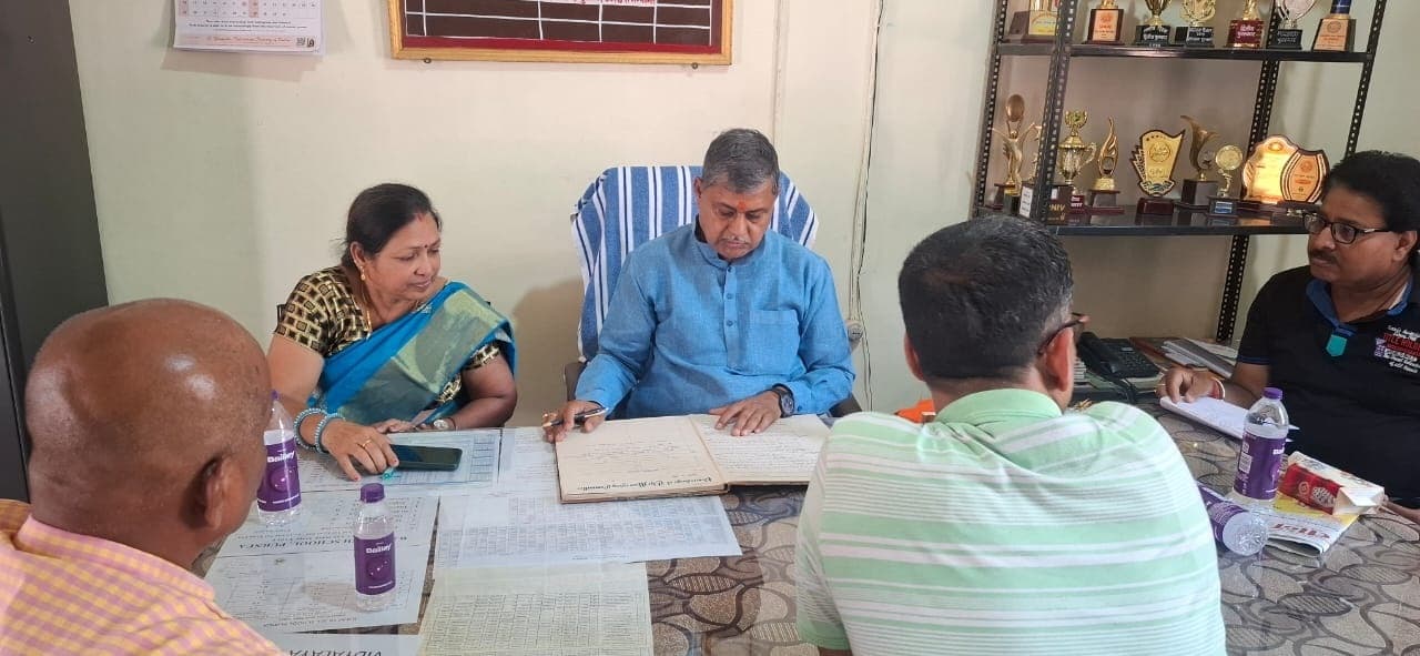 नियमित पढ़ाई से हासिल किया जा सकता है हर लक्ष्य: खेमका