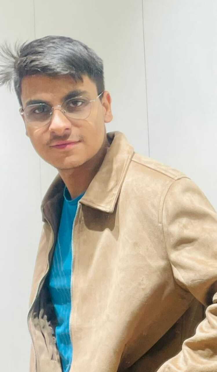 जेईई मेंस : आर्यण को पहले प्रयास में मिली सफलता