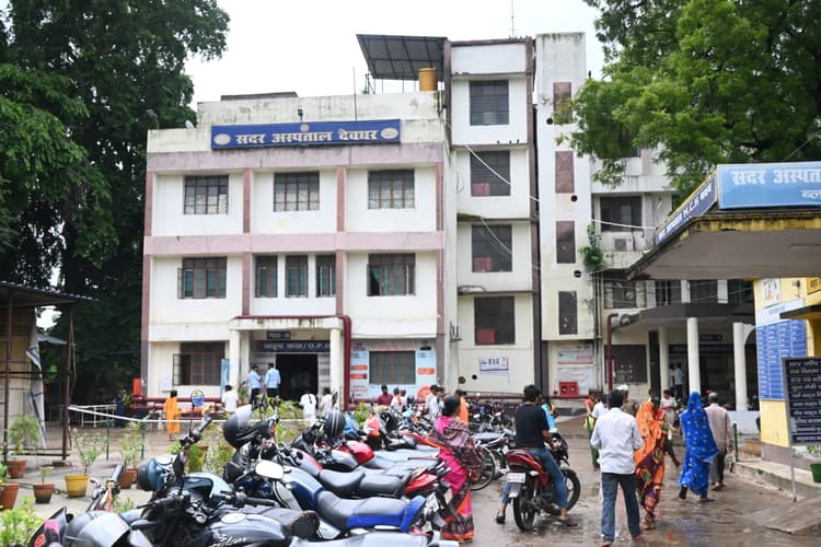 deoghar news : श्रावणी मेले में आइएसबीटी के पास स्वास्थ्य विभाग लगायेगा 10 बेड का अस्थायी शिविर