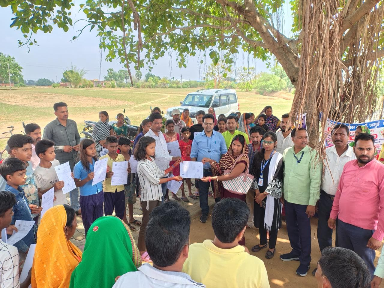 विशेष विकास शिविर में 36 लाभुकों ने दिया आवेदन