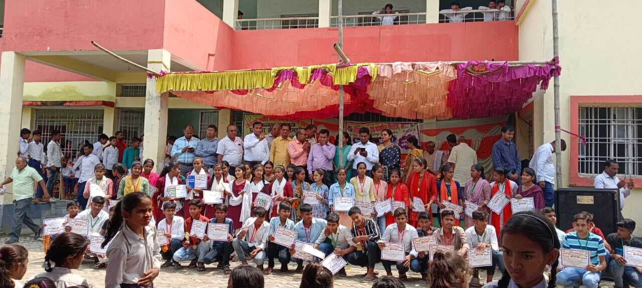 Samastipur news:अभिभावक-शिक्षक संगोष्ठी में प्रतिभा को मिला सम्मान