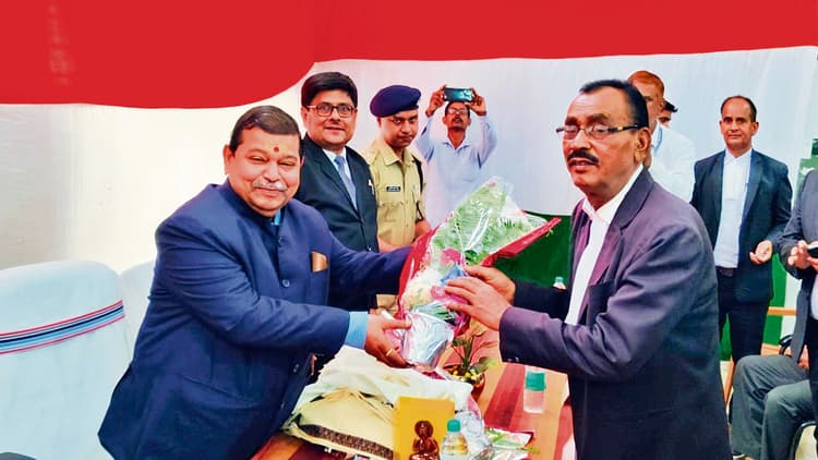 न्यायामूर्ति सह निरीक्षी न्यायाधीश डॉ अंशुमान ने किया जिला न्यायालय का निरीक्षण