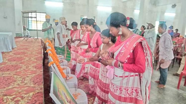 Jamshedpur news. माझी बाबा सामाजिक बहिष्कार जैसा फैसला देने से बचें : बैजू मुर्मू