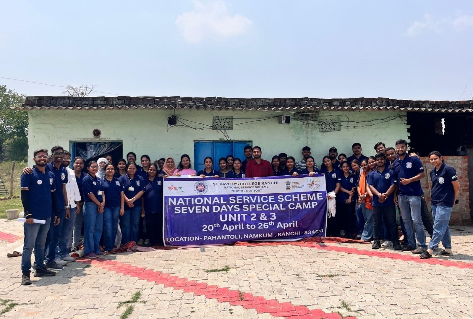 Ranchi News : पाहन टोली में पक्षियों के लिए रखा जलपात्र