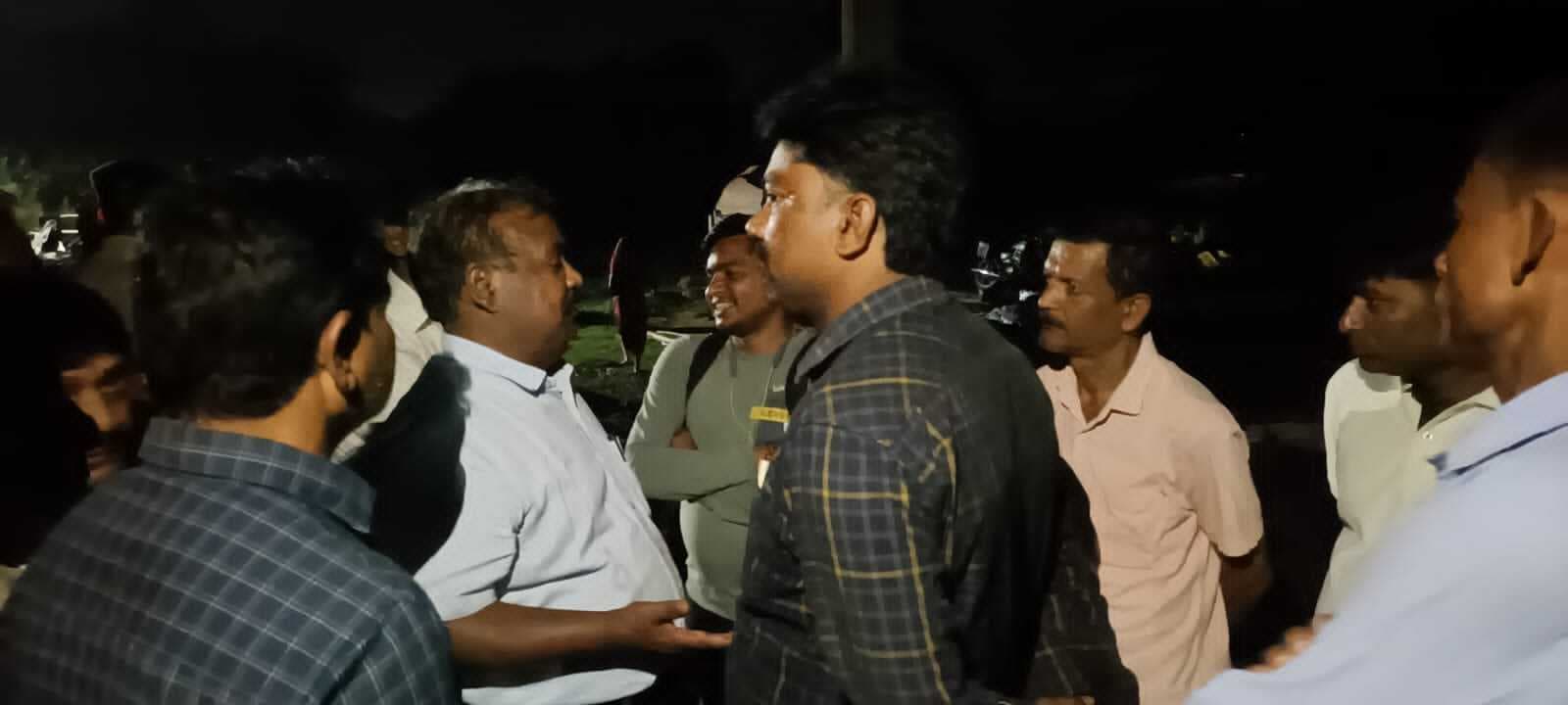 अगलगी पीड़ितों को सीओ ने दिया मुआवजे का भरोसा