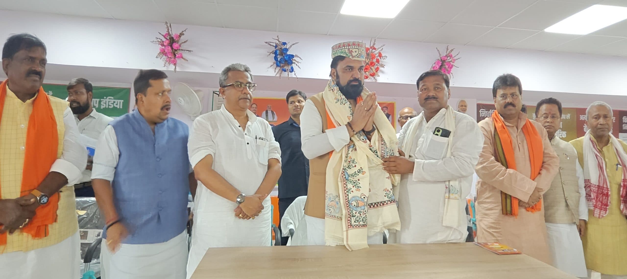 Madhubani News : पीएम मोदी और सीएम नीतीश कुमार के नेतृत्व में बिहार तेजी से कर रहा विकास : सम्राट