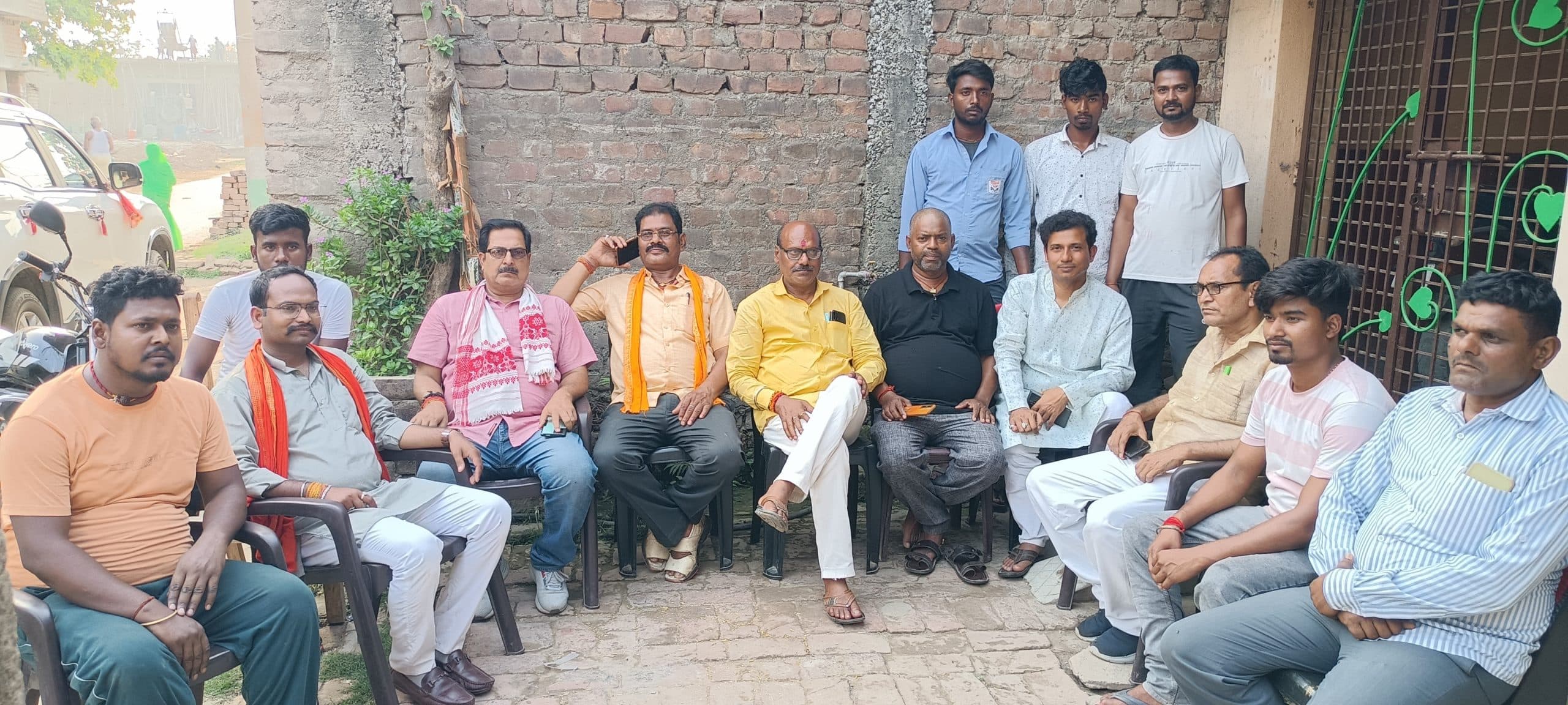 चलो गांव की ओर कार्यक्रम को सफल बनाने के लिए भाजपाइयों ने की बैठक