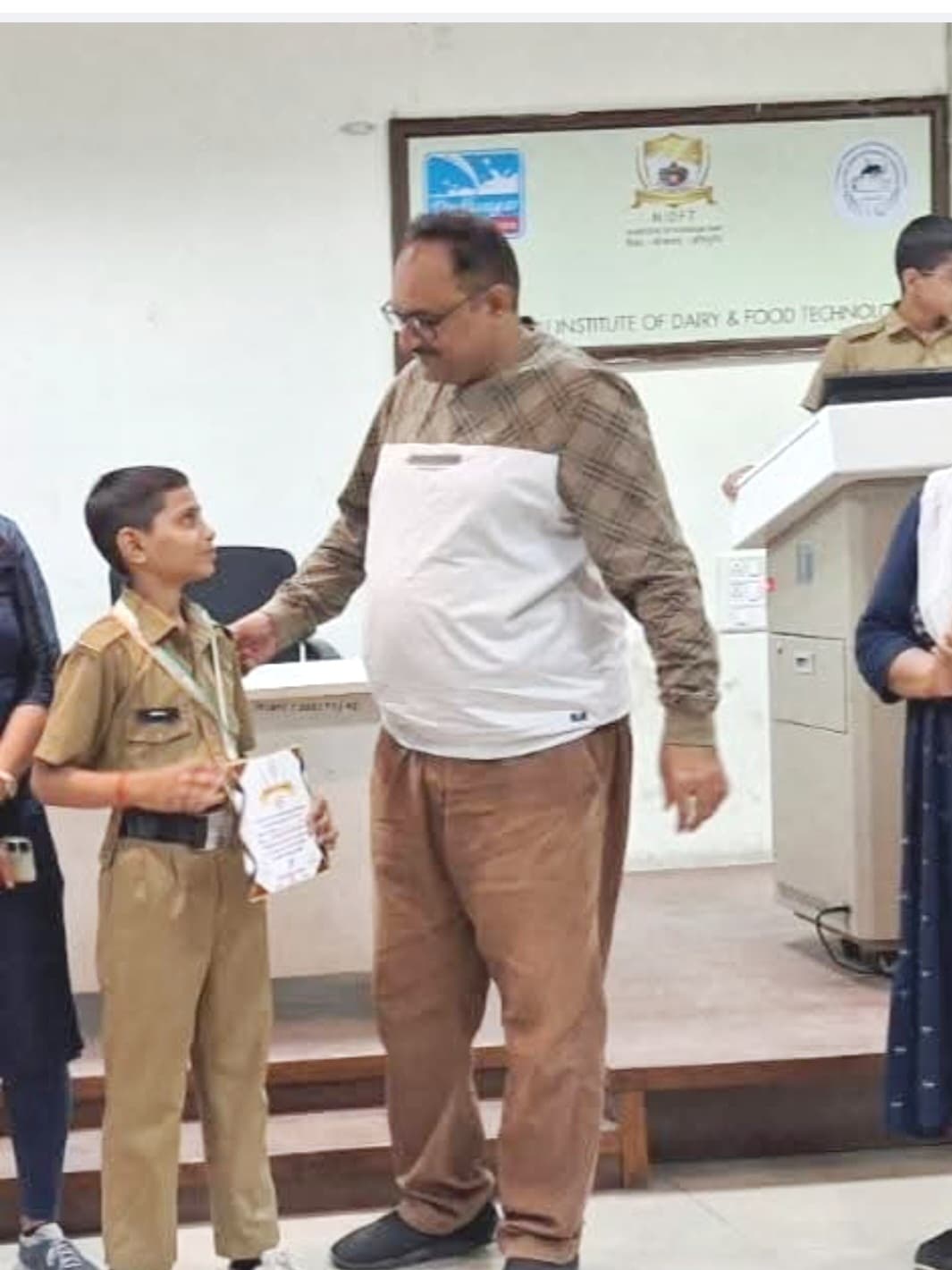 अंतरराष्ट्रीय हिंदी ओलिंपियाड में पृथ्वीराज ने जीता गोल्ड मेडल