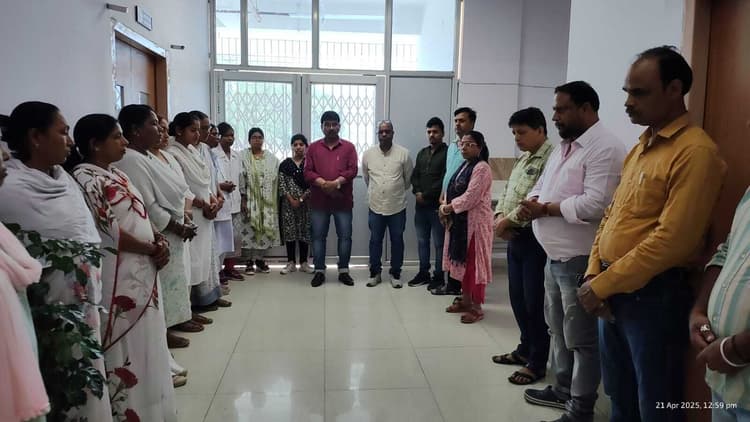 तबीयत बिगड़ने से एएनएम की मौत, शोक