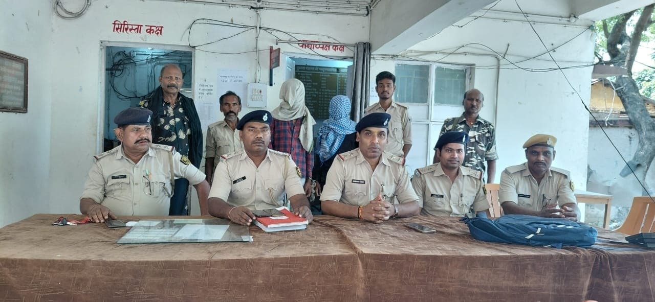 sitamarhi news : टेंपो चालक की हत्या कर फरार चल रहे दो बदमाश गिरफ्तार