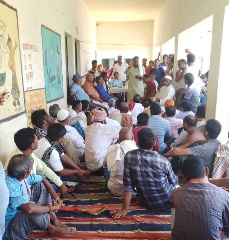 विद्यालय प्रबंधन समिति के अध्यक्ष बने हैदर व अंचला उपाध्यक्ष