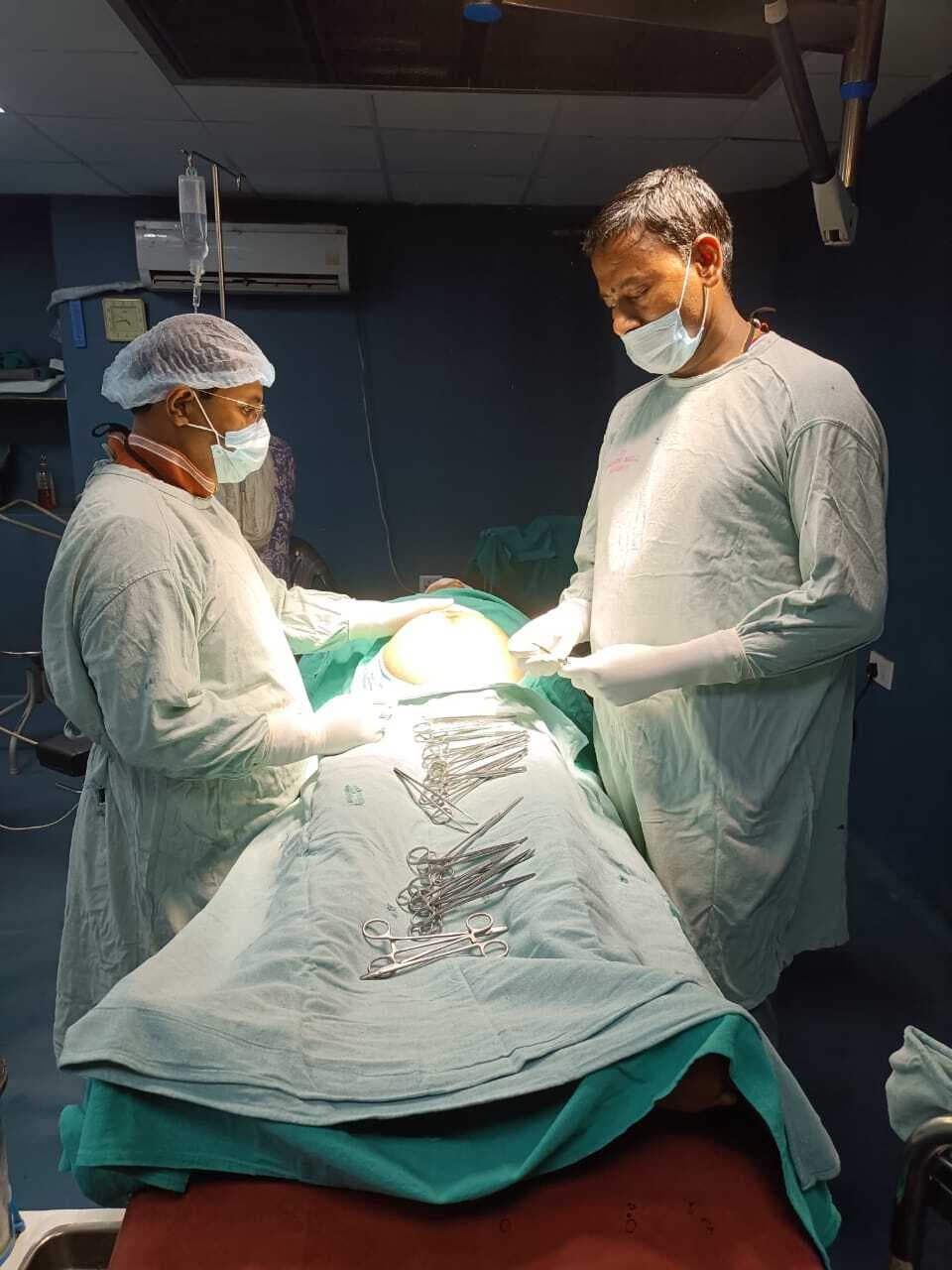 सदर अस्पताल में सफल हुआ सिजेरियन ऑपरेशन, जुड़वा लड़की ने लिया जन्म