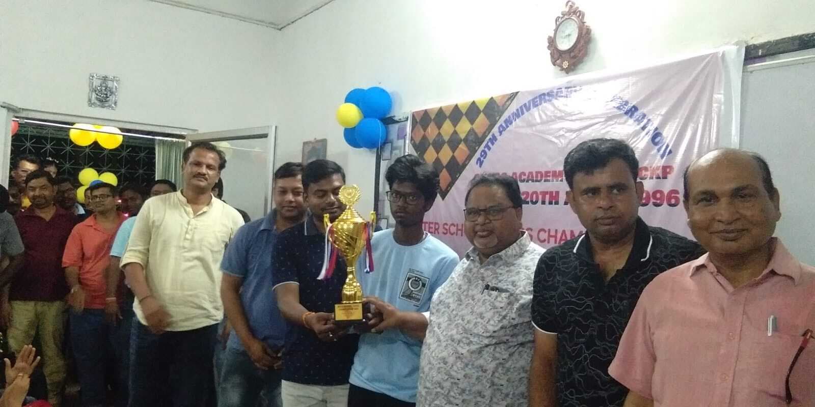 West Singhbhum News : केपीएस की केनिथ मुखी ने इंटर स्कूल चेस चैंपियन का खिताब जीता